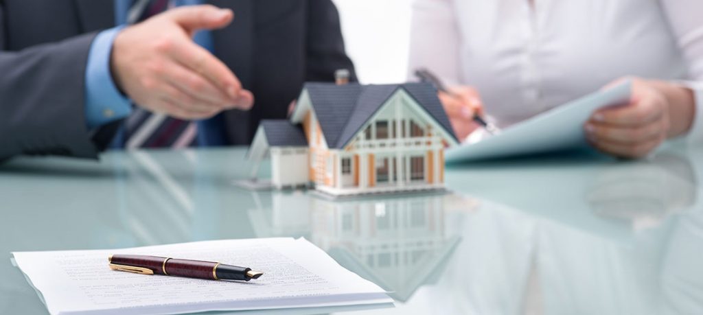 Why to Choose the Best and Renowed Real Estate Law Firms