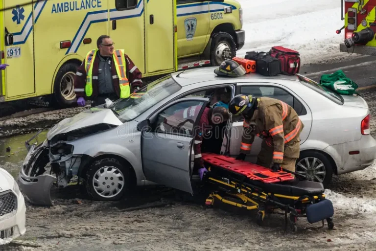 car-accident-caused-bad-signalisation-intersection-long-editorial-longueuil-quebec-canada-march-th-winter-51264113